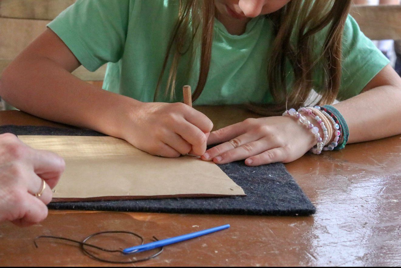 COLORS DEL CASTELL DE BURRIAC